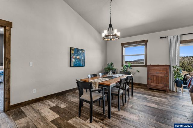 4685 SW Trout Rd, Terrebonne, OR 97760