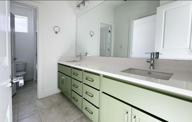 3162 Bosworth St, Lathrop, CA 95330