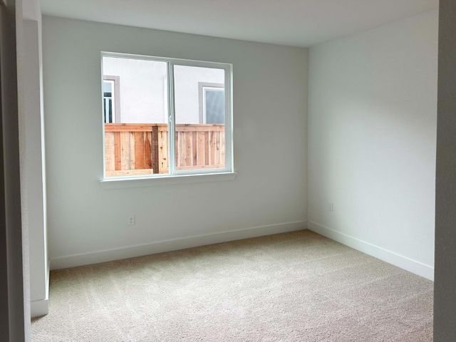 3162 Bosworth St, Lathrop, CA 95330
