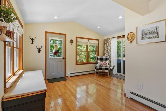 134 Avon St, Leominster, MA 01453