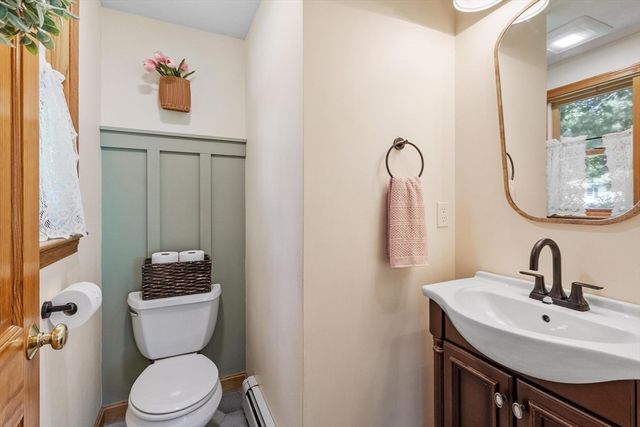 134 Avon St, Leominster, MA 01453