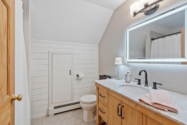 134 Avon St, Leominster, MA 01453