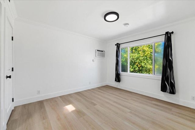 3817 Martin Drive, San Mateo, CA 94403