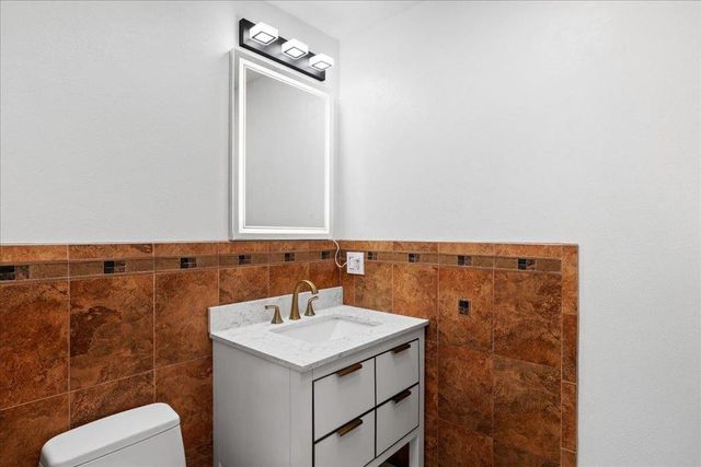 3817 Martin Drive, San Mateo, CA 94403