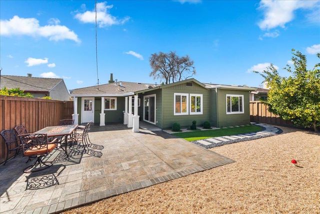 3817 Martin Drive, San Mateo, CA 94403