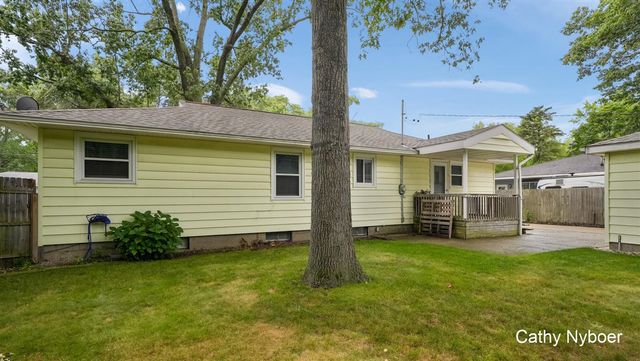 656 West Street, Muskegon, MI 49442