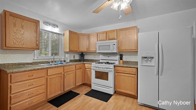 656 West Street, Muskegon, MI 49442