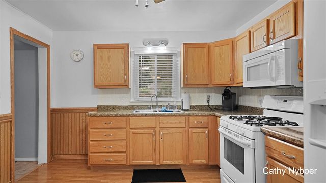 656 West Street, Muskegon, MI 49442