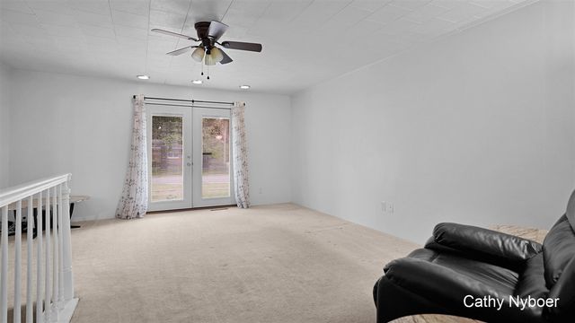 656 West Street, Muskegon, MI 49442