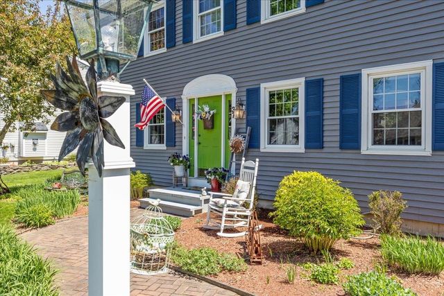 37 Countryside Drive, Essex, VT 05452