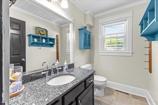 37 Countryside Drive, Essex, VT 05452