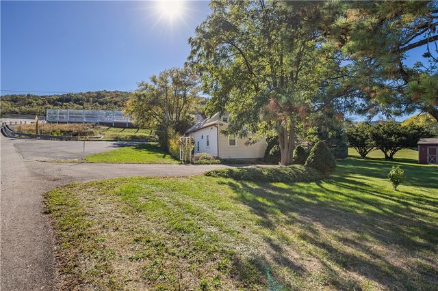 154 Findley St, New Baltimore Boro, PA 15553