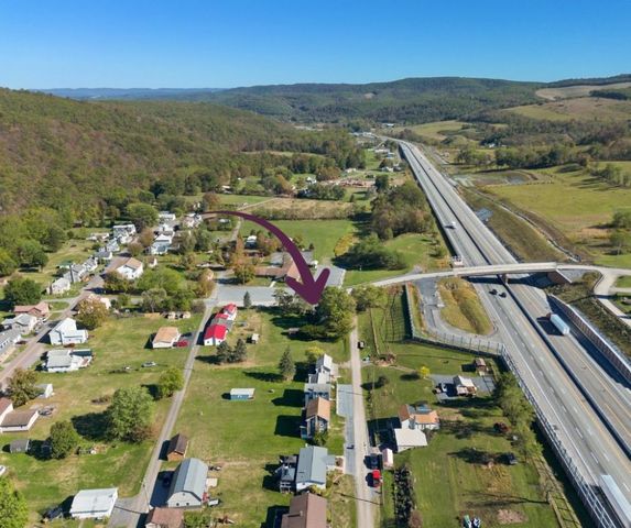 154 Findley St, New Baltimore Boro, PA 15553