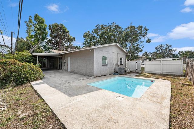 4260 NARVAREZ WAY S, St Petersburg, FL 33712