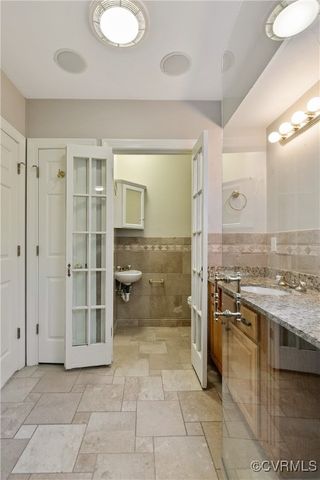 210 N 32nd St, Richmond, VA 23223