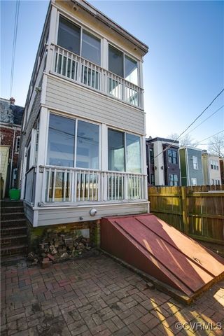 210 N 32nd St, Richmond, VA 23223
