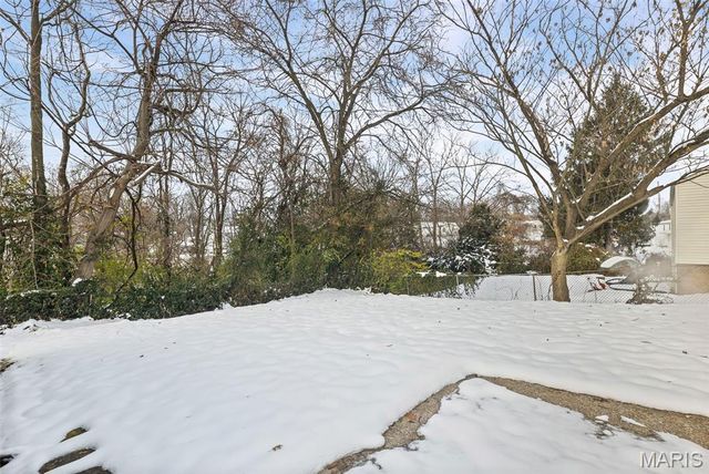 608 Milton Road, Alton, IL 62002