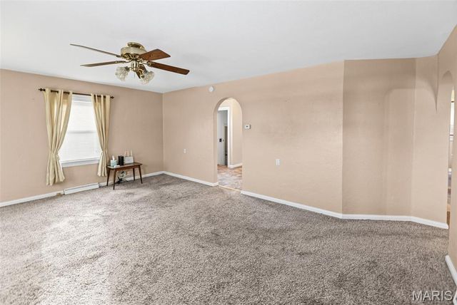 608 Milton Road, Alton, IL 62002