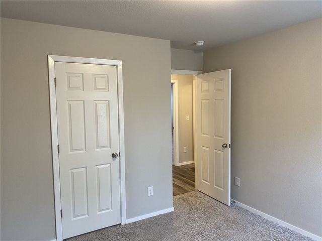 928 E Bunting Street, Fayetteville, AR 72701