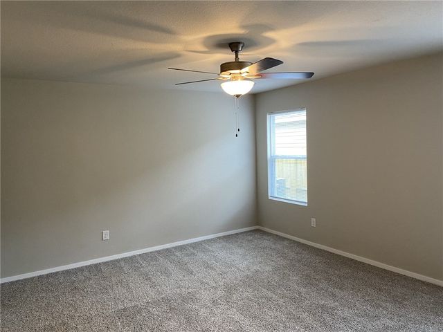 928 E Bunting Street, Fayetteville, AR 72701