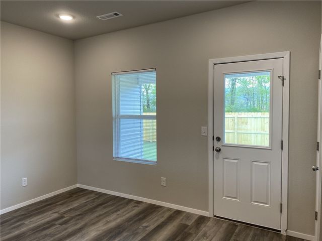 928 E Bunting Street, Fayetteville, AR 72701