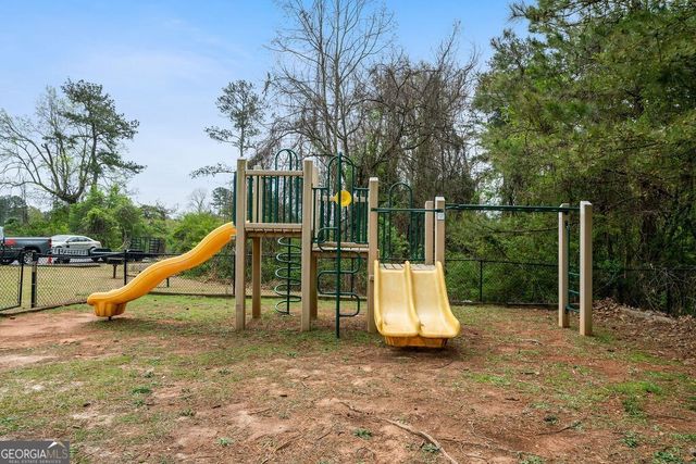 413 W I Parkway, Dallas, GA 30132