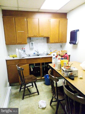 2792 EGYPT, Audubon, PA 19403