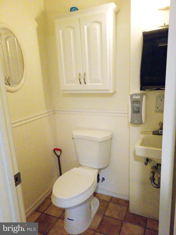 Image 27 of property listing at 2792 EGYPT, Audubon, PA 19403