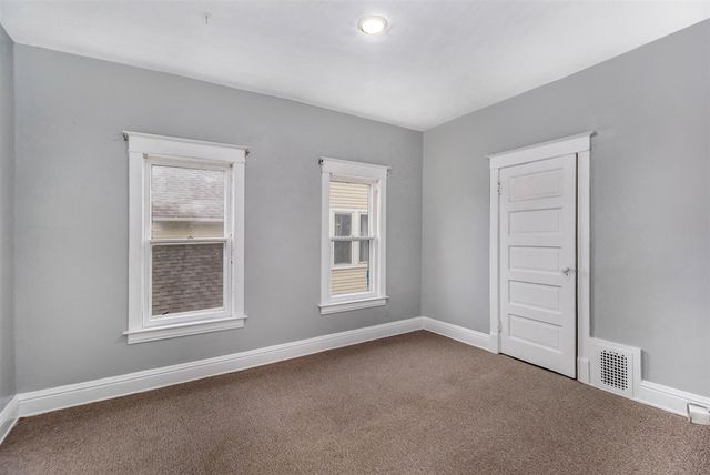 712 W Vine Street, Kalamazoo, MI 49008