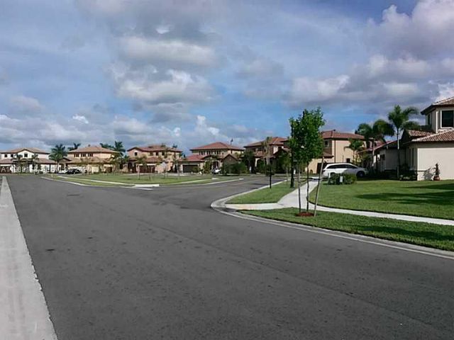 191 SE 35 TH AV., Homestead, FL 33033