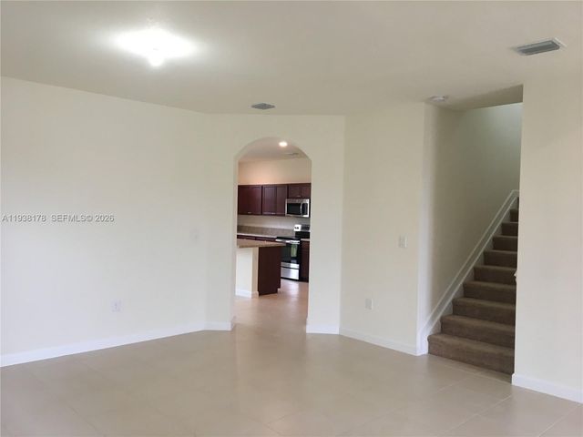 191 SE 35 TH AV., Homestead, FL 33033