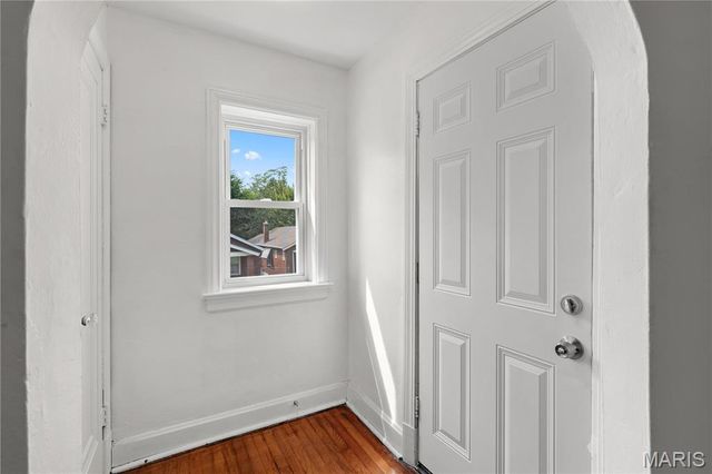 3500 Central Place, Beverly Hills, MO 63121