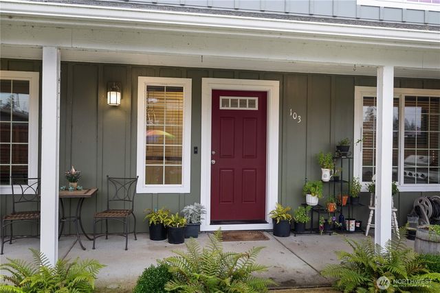 103 S 16th Street, Elma, WA 98541