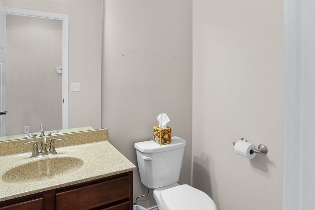 5838 Vanderginst Court, Bettendorf, IA 52722
