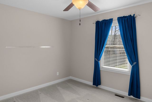 5838 Vanderginst Court, Bettendorf, IA 52722