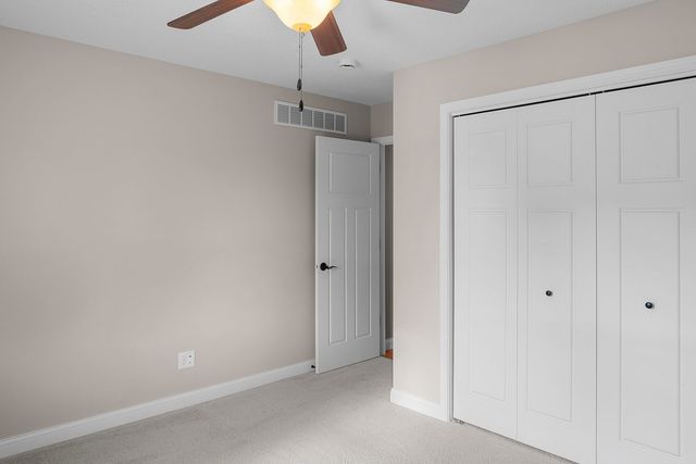5838 Vanderginst Court, Bettendorf, IA 52722