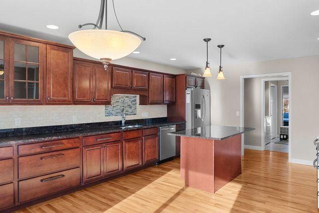 5838 Vanderginst Court, Bettendorf, IA 52722