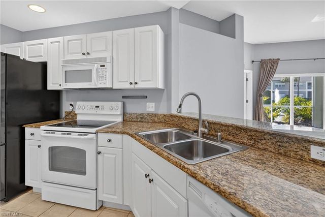 12171 Summergate CIR 104, Fort Myers, FL 33913