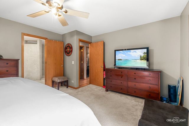37W907 Bowes Road, Elgin, IL 60124
