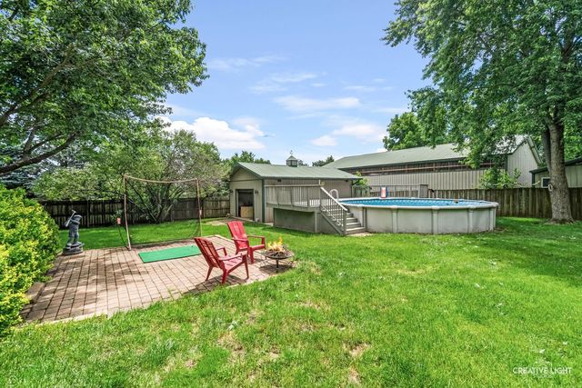 37W907 Bowes Road, Elgin, IL 60124