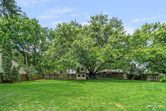 37W907 Bowes Road, Elgin, IL 60124