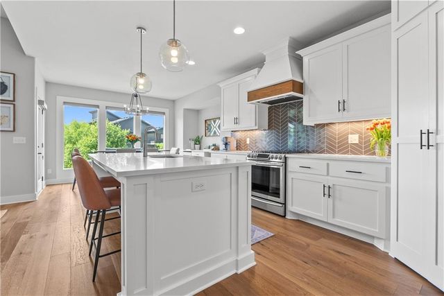 8882 McCoy Street, Lenexa, KS 66227