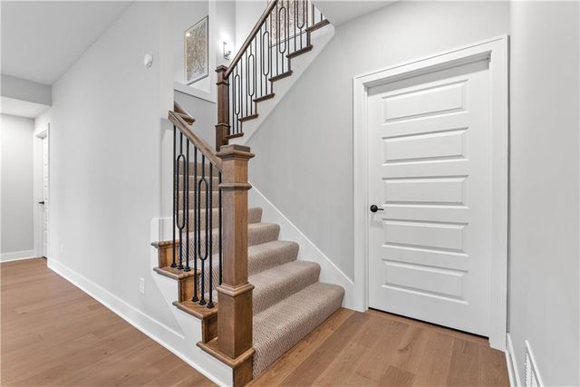 8882 McCoy Street, Lenexa, KS 66227