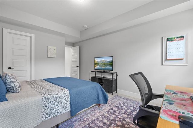 8882 McCoy Street, Lenexa, KS 66227