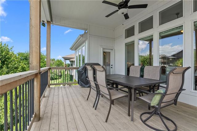 8882 McCoy Street, Lenexa, KS 66227