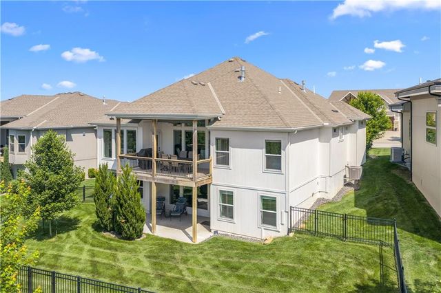 8882 McCoy Street, Lenexa, KS 66227