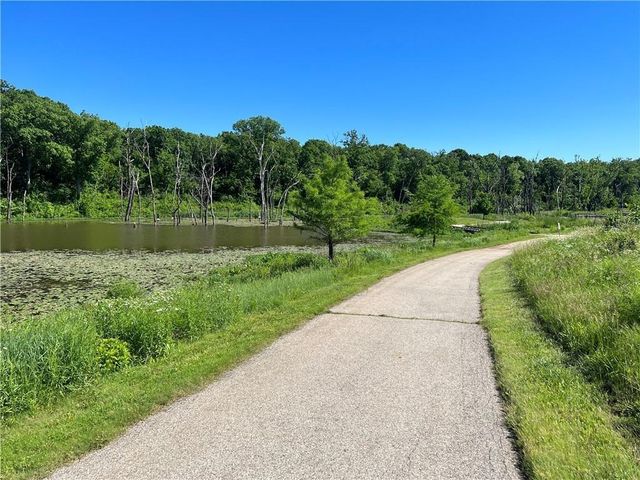 8882 McCoy Street, Lenexa, KS 66227