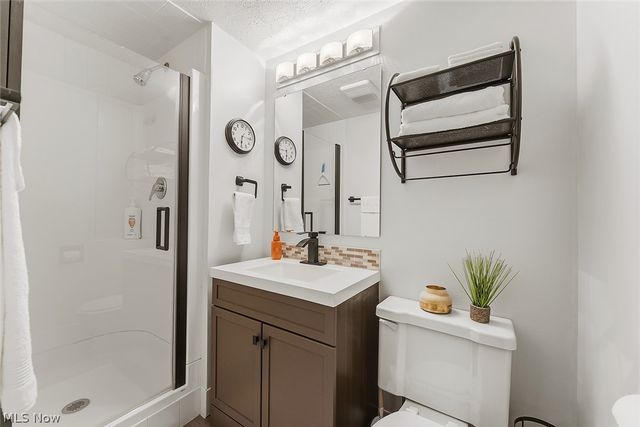 10037 W Sprague Road, North Royalton, OH 44133