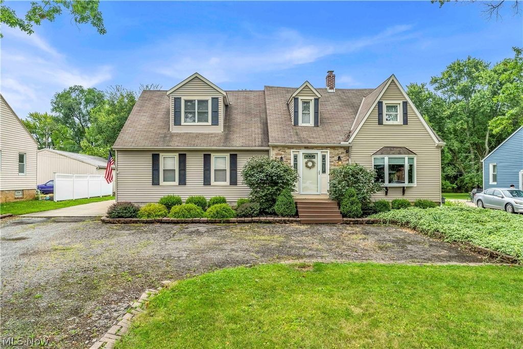 10037 W Sprague Road, North Royalton, OH 44133
