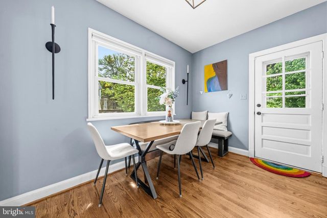 1112 N ROOSEVELT ST, Arlington, VA 22205